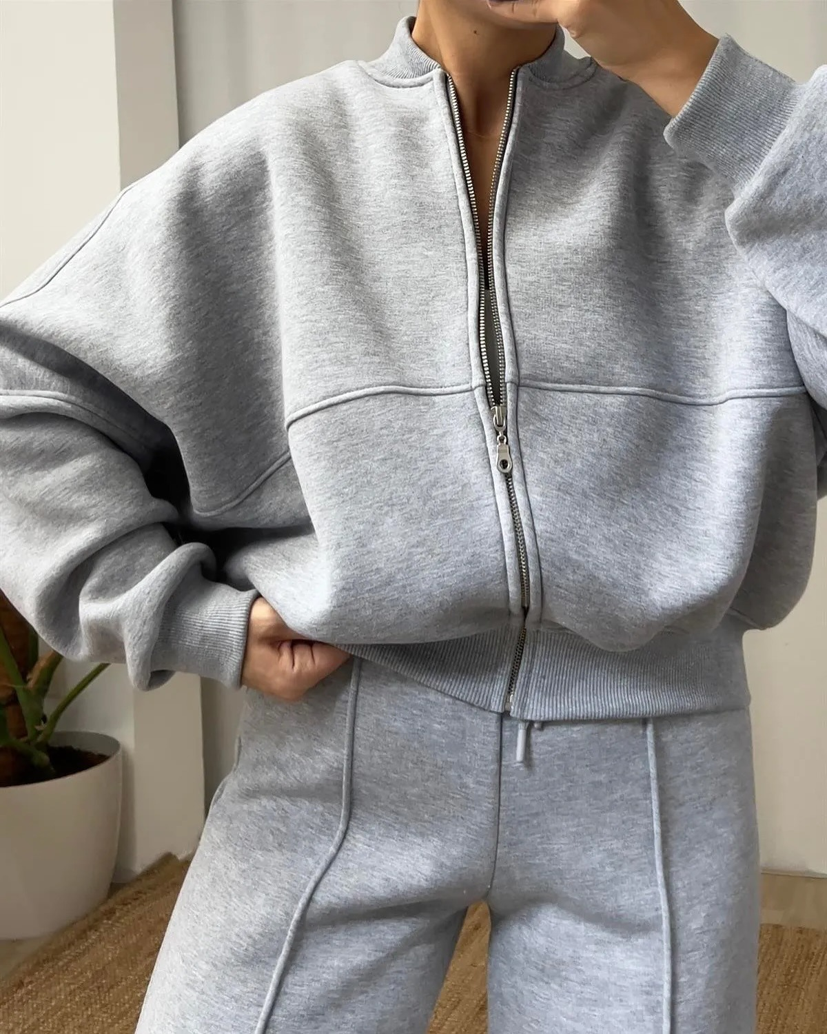 Mila - Relaxed Lounge Fit