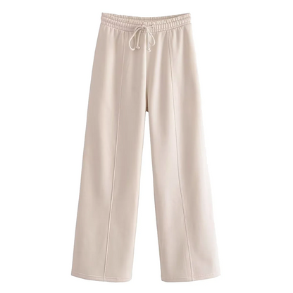 Mila - Relaxed Lounge Fit