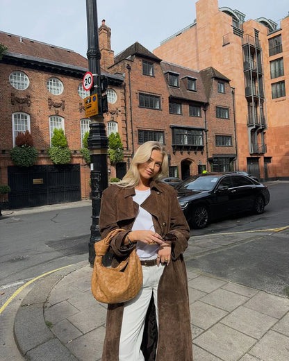 Close-Up of Collar Detail on Arlyssia Coat