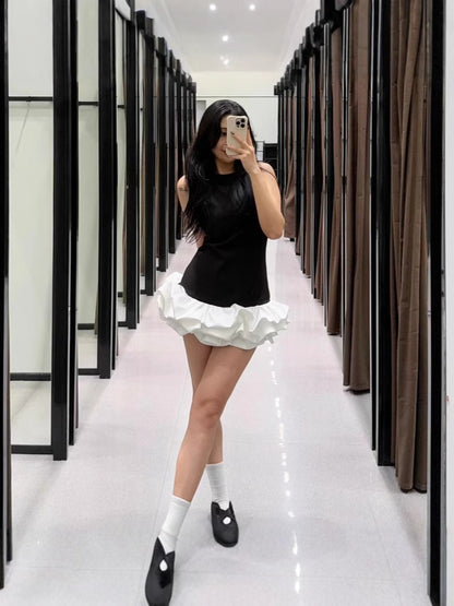 Isla - Silhouette Ruffle Mini Dress